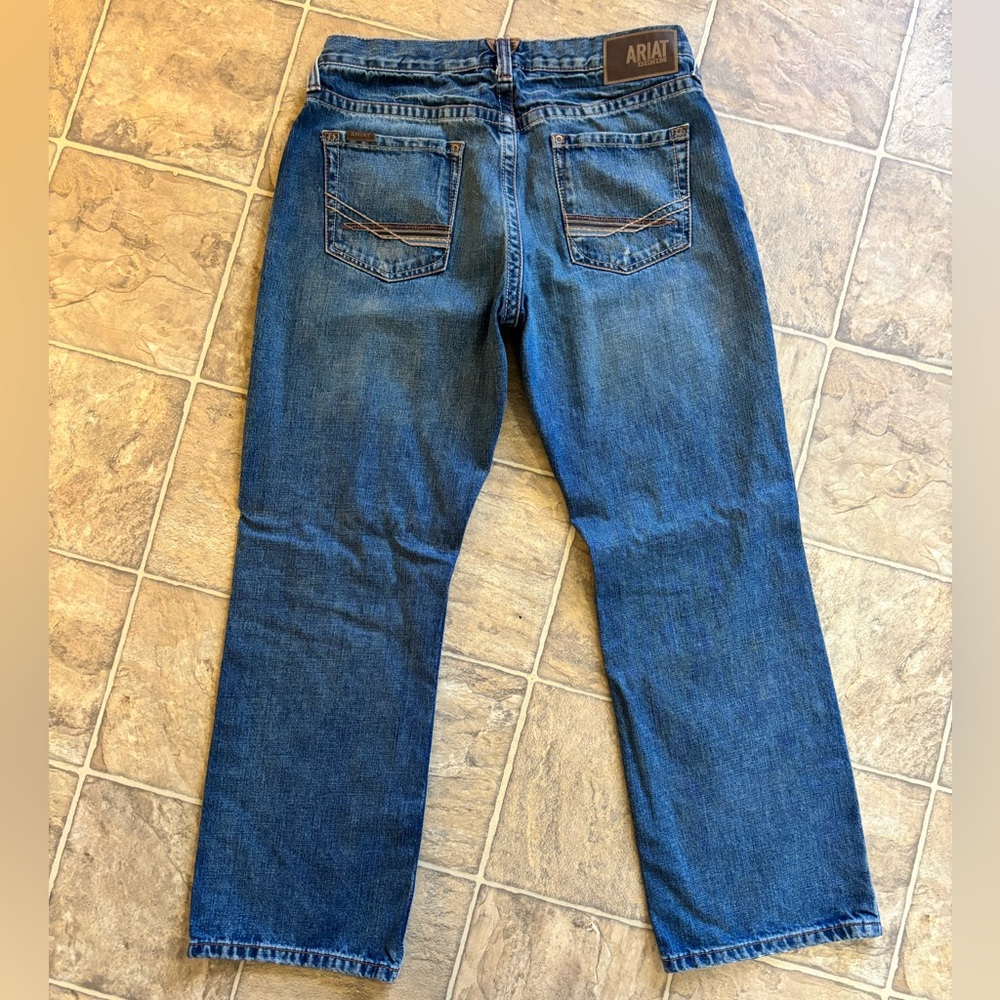 Ariat M4 relaxed bootcut 34/30